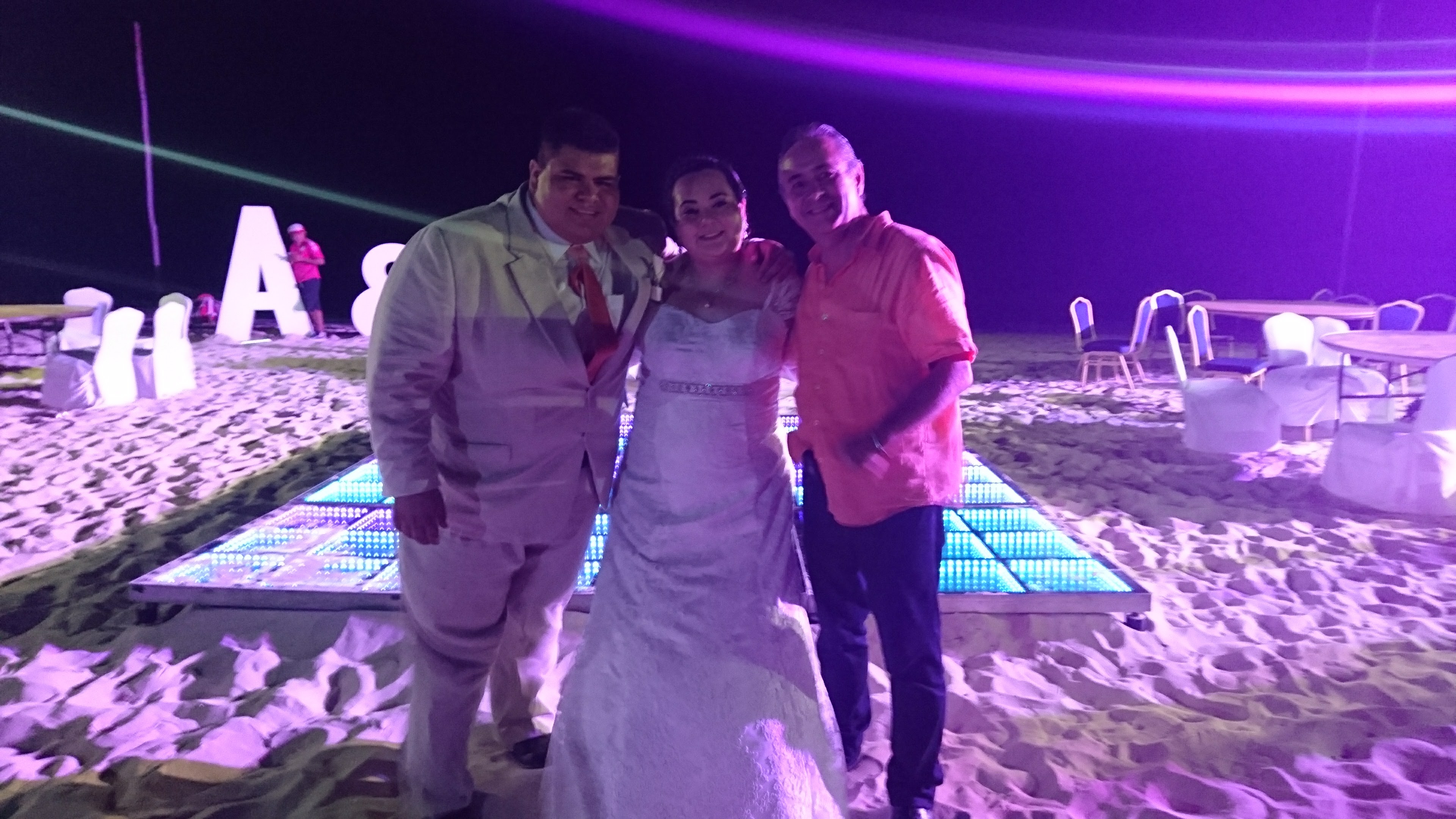 2017-04-29 Karen y David Ruelas en Iberostar Playa