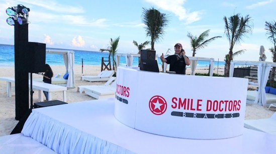 2017-09-13 Smile Doctors at Aqua Cancún