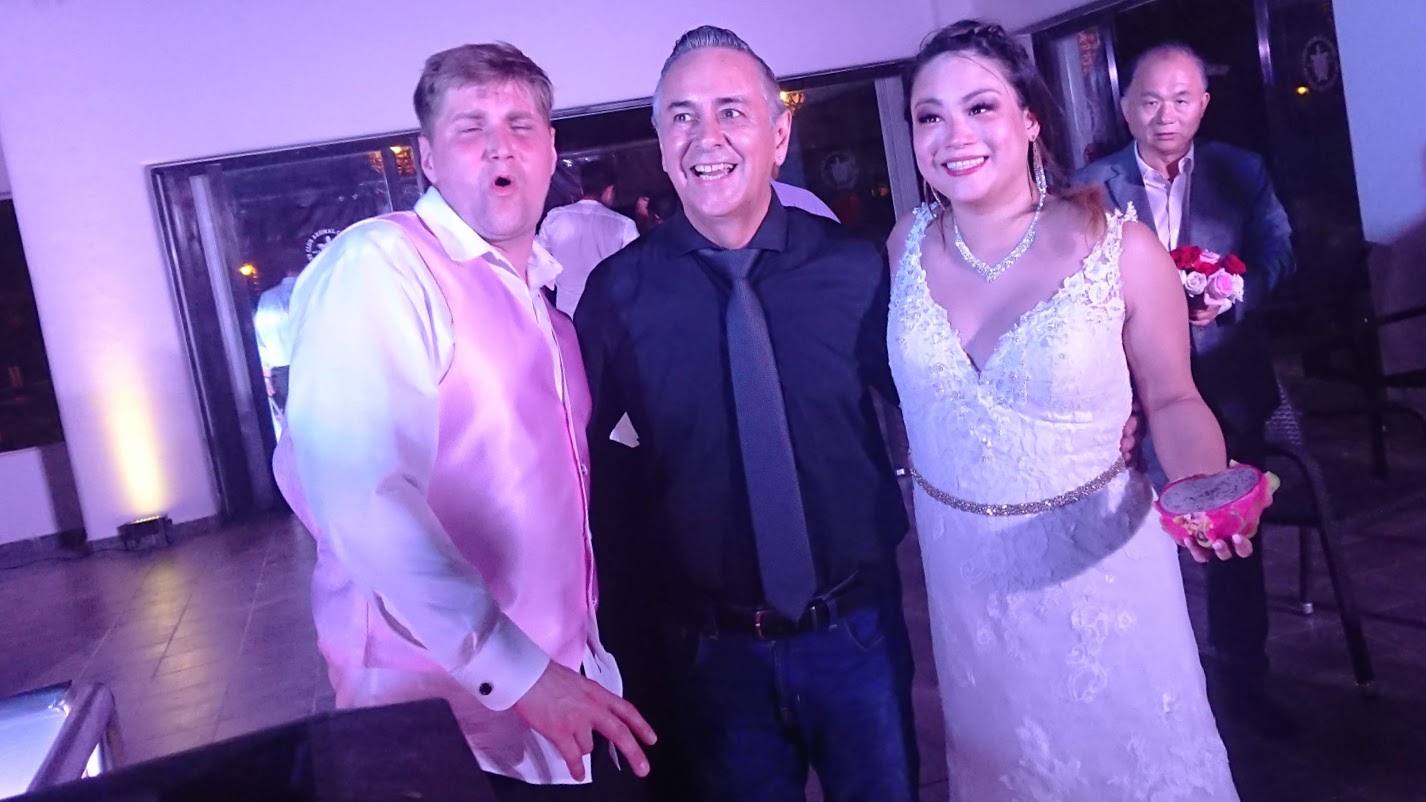 2019-11-16 Coral &amp; Geg at Akumal